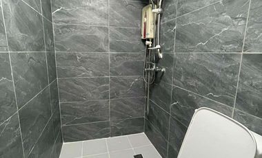 For Sale: Furnished and renovated 2 Bedroom Loft Type in California Garden Square Boni Mandaluyong