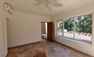 Casa con alberca en venta en flamingos residencial Bucerias