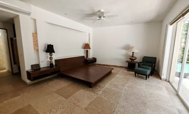 Casa con alberca en venta en flamingos residencial Bucerias