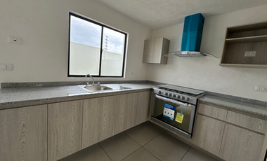 CASA 2 RECAMARAS EN ADAMAR EN TLAJOMULCO DE ZUÑIGA