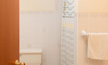 VENDO DEPARTAMENTO  MUY ILUMINADO - FRENTE A PARQUE - PISO 5 - 3 DORMITORIOS - 1 COCHERA - LA CASTELLANA - SURCO