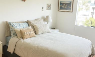 VENDO DEPARTAMENTO  MUY ILUMINADO - FRENTE A PARQUE - PISO 5 - 3 DORMITORIOS - 1 COCHERA - LA CASTELLANA - SURCO