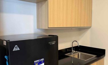 Fully Furnished 1-Bedroom Condo for Sale in Viento at Cerca, Alabang–Las Piñas