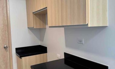 Fully Furnished 1-Bedroom Condo for Sale in Viento at Cerca, Alabang–Las Piñas