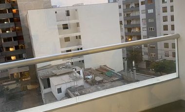 ALQUILER DE LINDO Y ACOGEDOR FLAT EN EXCELENTE ZONA DE MIRAFLORES