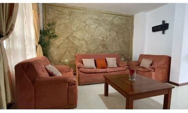 SE ARRIENDA CASA AMOBLADA EN MACHALA, URB PRIVADA