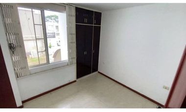 SE ARRIENDA CASA AMOBLADA EN MACHALA, URB PRIVADA