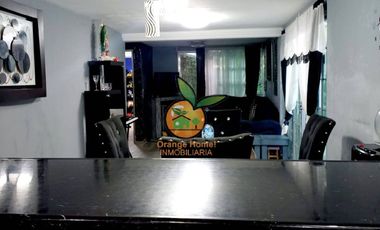 CASA EN VENTA EN ESQUINA, EN FRACCIONAMIENTO ARRAYANES DE GUADALAJARA