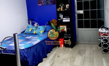 CASA EN VENTA EN ESQUINA, EN FRACCIONAMIENTO ARRAYANES DE GUADALAJARA