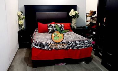 CASA EN VENTA EN ESQUINA, EN FRACCIONAMIENTO ARRAYANES DE GUADALAJARA