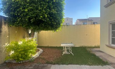 CASA EN VENTA EN RANCHO SANTA MONICA