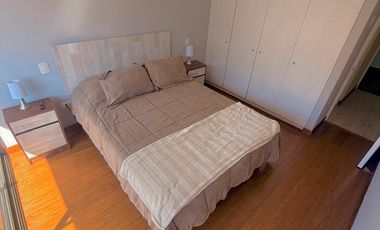 Arriendo departamento ejecutivo amoblado en sector Centro Sur – Barrio Parque Inglés