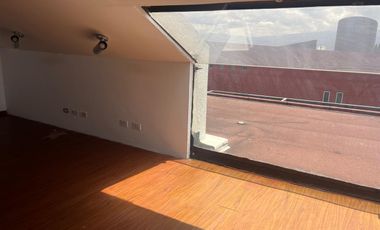 ARRIENDO CASA CUMBAYA