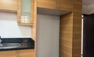 ARRIENDO CASA CUMBAYA