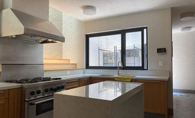 Casa en renta Col. San Ángel Inn, alcaldía Alvaro Obregón CDMX