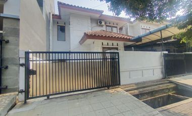 Fchh. Rumah Disewakan di Resinda Karawang
