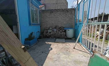 CASA EN VENTA EN UNIDAD ERMITA ZARAGOZA.