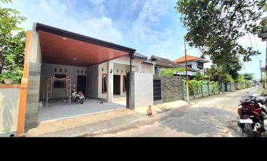 Rumah Baru Murah Solo Kota Finishing Dekat ke Manahan