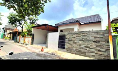 Rumah Baru Murah Solo Kota Finishing Dekat ke Manahan