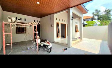 Rumah Baru Murah Solo Kota Finishing Dekat ke Manahan