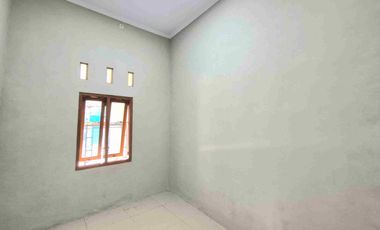 Rumah Baru Murah Solo Kota Finishing Dekat ke Manahan