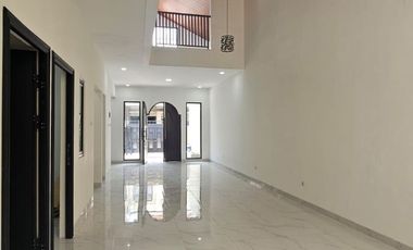 Disewakan Rumah Bagus Minimalis Siap Huni di Taman Modern Cakung Jakarta Timur