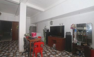 Beachfront House – Your Home & Business