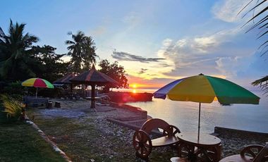 Beachfront House – Your Home & Business