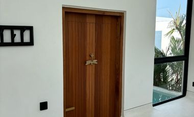 2-Bedroom Villa with Modern Architecture in Buduk