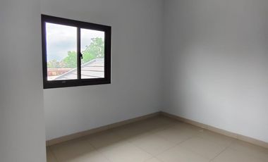 Jual Rumah LUAS lokasi STRATEGIS di Antapani Bandung posisi HOOK
