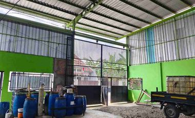 Gudang dekat Embarkasi Donohudan Ngemplak Boyolali.