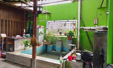 Gudang dekat Embarkasi Donohudan Ngemplak Boyolali.