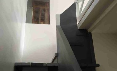 Rumah siap huni 2 lantai Kota Pontianak Serdam + baru direnovasi