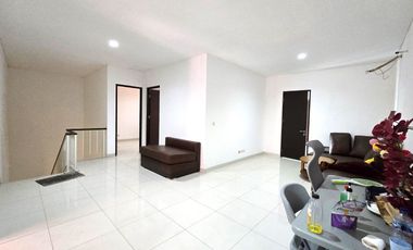 Rumah 2lt 10x22 220m Type 5KT Cluster Palm Spring JGC Jakarta Garden City Cakung