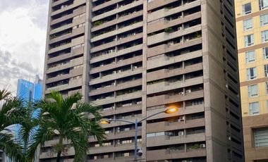 Condominium for rent in Urdaneta, Makati City