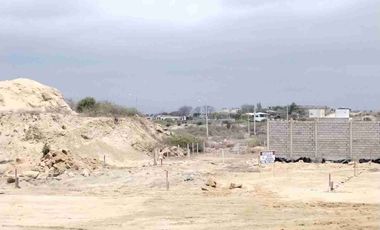 Terreno en venta en Santo Domingo, Santa Elena Canton