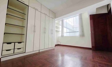 DEPARTAMENTO 2DO PISO EN VENTA FRENTE A PARQUE LARAPA