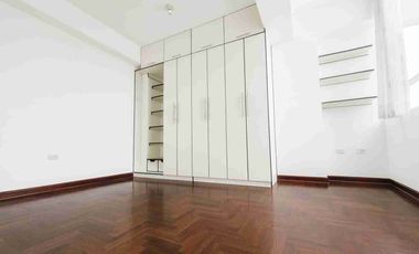 DEPARTAMENTO 2DO PISO EN VENTA FRENTE A PARQUE LARAPA