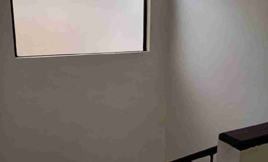 Arriendo de casa en Ciudad Celeste etapa La Brisa de 3 habs + estudio y cuarto de servicio cerca de Plaza Batan.