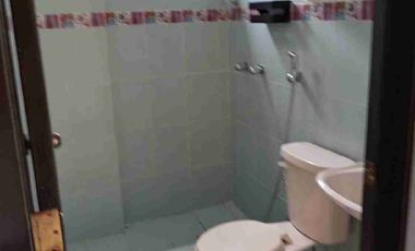 Arriendo de casa en Ciudad Celeste etapa La Brisa de 3 habs + estudio y cuarto de servicio cerca de Plaza Batan.