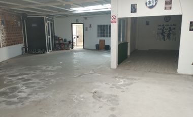 SE VENDE CASA en la vía Portoviejo - Calderón , Sitio San Gabriel, Parroquia Rio Chico