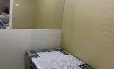JUAL CEPAT!!! Apartemen Green Pramuka City Harga Murah Full Furnish Lantai Rendah