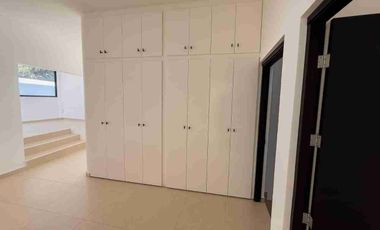 Residencia en renta/venta en Condado de Sayavedra