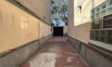 CASA EN VENTA, COLONIA INDUSTRIAL, GUSTAVO A MADERO.