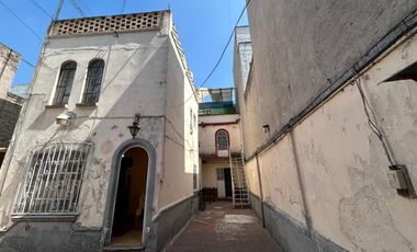 CASA EN VENTA, COLONIA INDUSTRIAL, GUSTAVO A MADERO.