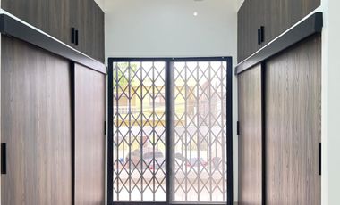 Departamento en venta, Ciudadela Entre Ríos-Samborondón, remodelado, 1° piso, 123 m², 2 dormitorios