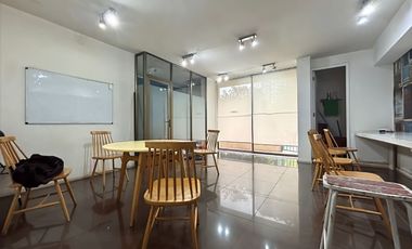 Se Vende 2 Dormitorios + Bodega. Macul, A Pasos Del Metro.