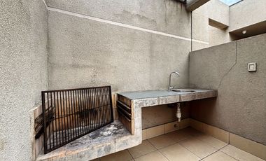 Se Vende 2 Dormitorios + Bodega. Macul, A Pasos Del Metro.