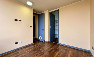 Se Vende 2 Dormitorios + Bodega. Macul, A Pasos Del Metro.