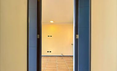 Se Vende 2 Dormitorios + Bodega. Macul, A Pasos Del Metro.